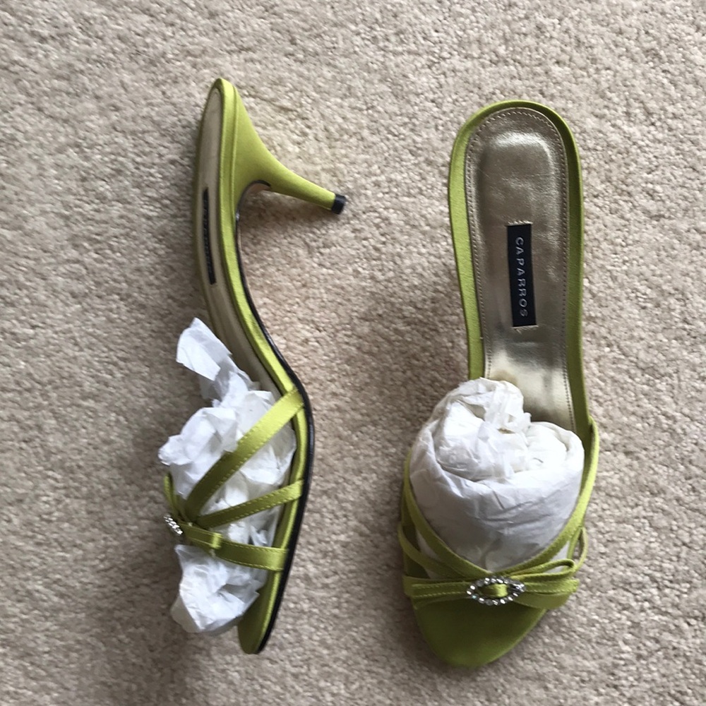 NEW Capparros green satin cocktail dress sandal women’s size 9.5 kitten heel - Picture 3 of 6